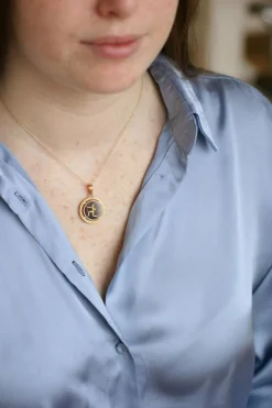 Médaille Zodiaque Sagittaire, or rose et intaille cornaline