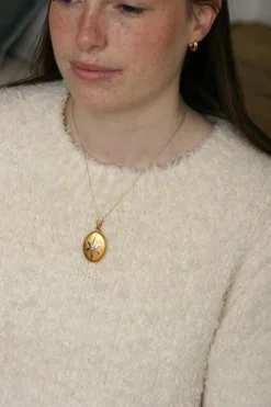 Médaillon ancien étoile or rose et or jaune, perles fines