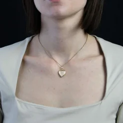 Médaillon coeur or rose