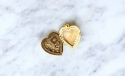 Médaillon cœur ouvrant en or, diamants, et perles