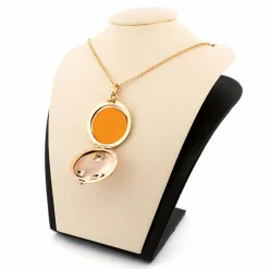 Médaillon de forme ronde en saphir