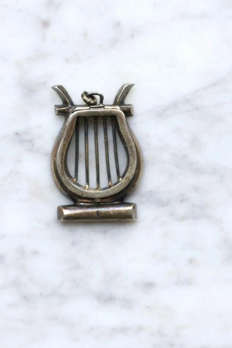 Médaillon Lyre argent et turquoises