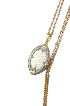 Médaillon navette Art Nouveau or et diamants