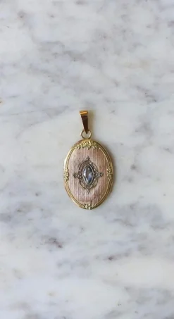 Médaillon ouvrant navette diamant taille rose