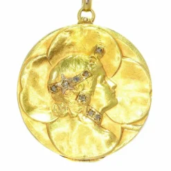 Médaillon porte-bonheur avec diamants