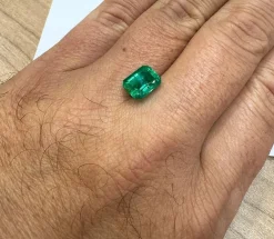 Émeraude de Colombie certifiée LFG de 3,19 carats