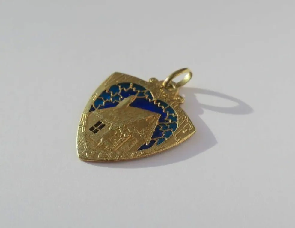 MONIER rare pendentif ancien Cœur chaumière émail plique à jour or