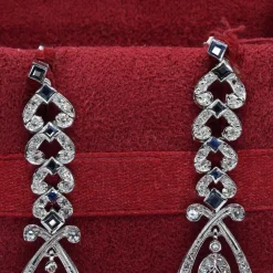ORECCHINI en or blanc avec diamants et safran