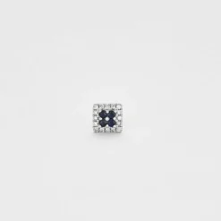 Paire de boucles d'oreilles carrées en or blanc saphirs et diamants