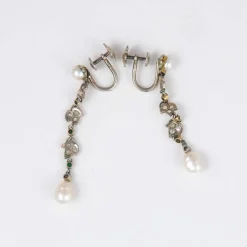 Paire de pendants d'oreilles fin XIXème