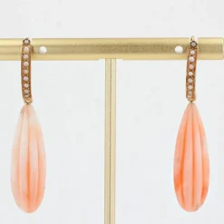 Pendants d'oreilles anciens corail peau d'ange perles fines
