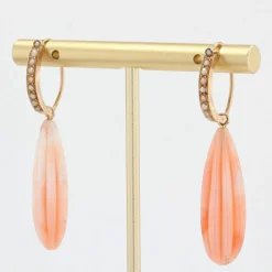 Pendants d'oreilles anciens corail peau d'ange perles fines