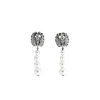 Pendants d'oreilles perles et diamants sur or gris
