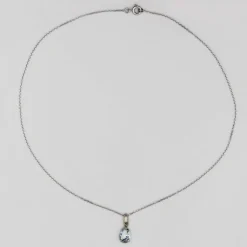 Pendentif aigue-marine or blanc