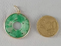 PENDENTIF ANCIEN PI JADE JADEITE