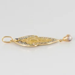 Pendentif ancien Vierge saphir perle fine