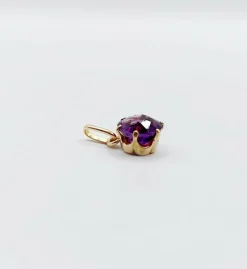 Pendentif antique or jaune améthyste 1,60 carats serti griffes (circa 1900)