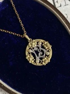 Pendentif Art Nouveau porte bonheur