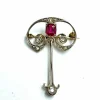 Pendentif Art nouveau, rubis et diamants