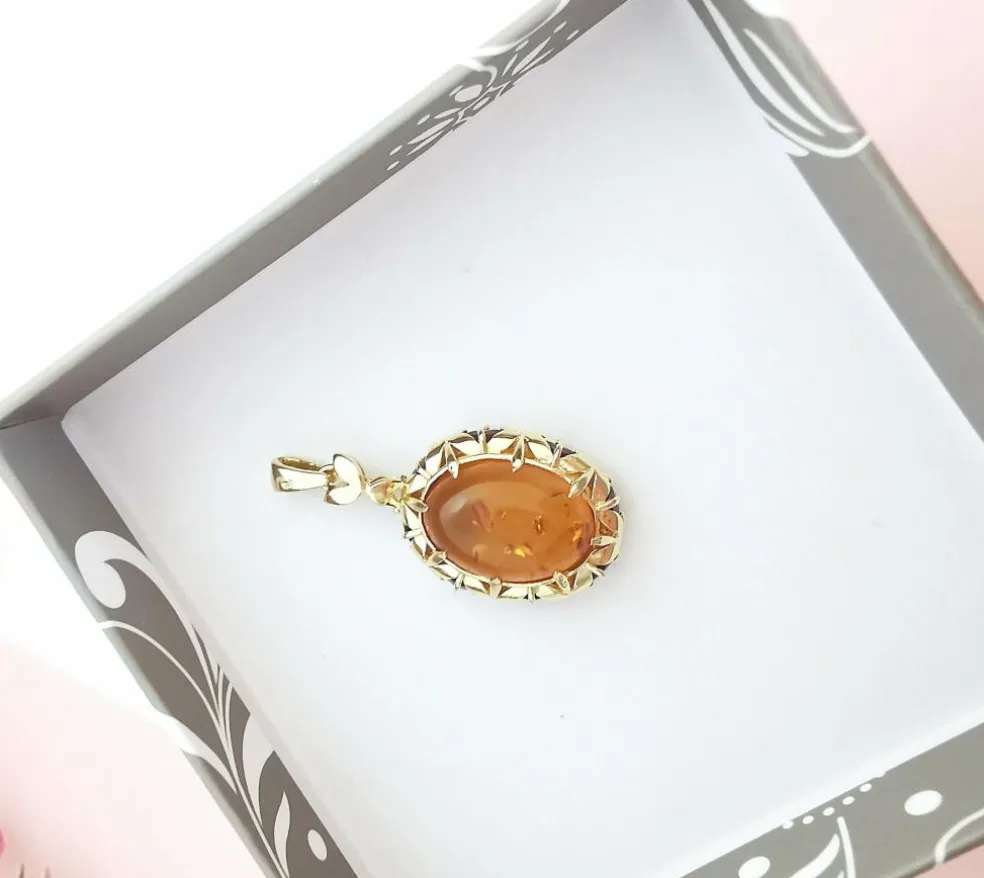 Pendentif Cabochon d'Ambre