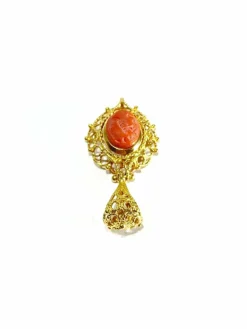 Pendentif Camée or et corail