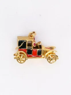 Pendentif charms vintage voiture ancienne or jaune rubis email