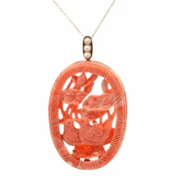 Pendentif corail et perles de culture en or