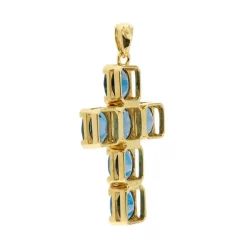 Pendentif croix avec topaze