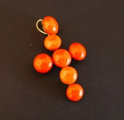 Pendentif Croix en Corail Ancien, Or