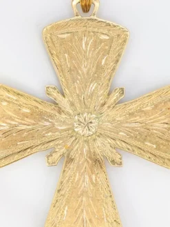 Pendentif croix en or, émail et saphirs
