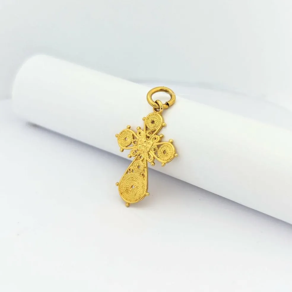 Pendentif croix or jaune