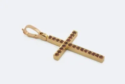 Pendentif crucifix en or jaune avec pierres