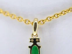 Pendentif en or avec diamants et émeraude