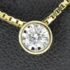 Pendentif en or avec un diamant taille brillant