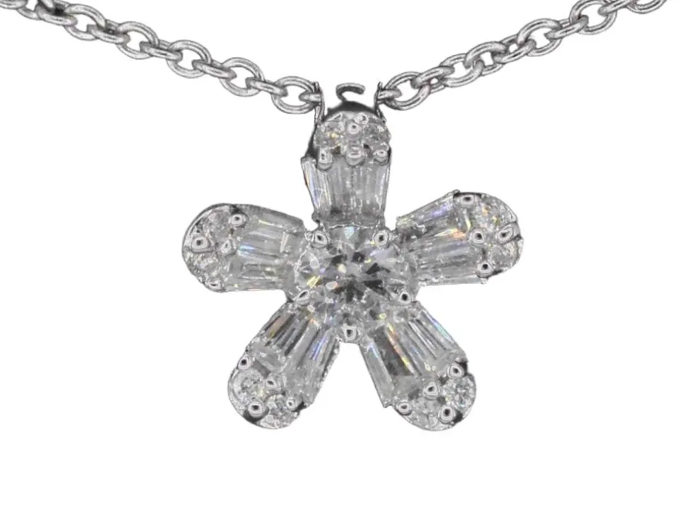 Pendentif en or blanc avec diamants naturels véritables