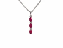 Pendentif en or blanc avec diamants et rubis