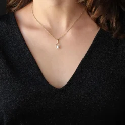Pendentif en or et sa perle baroque