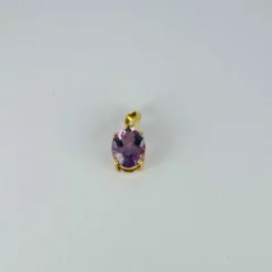 Pendentif en or jaune 18 carats avec améthyste ovale