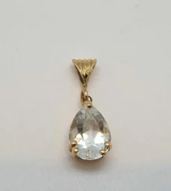 Pendentif en Or jaune, Aigue marine
