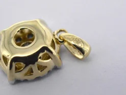 Pendentif en or jaune avec diamant taille brillant