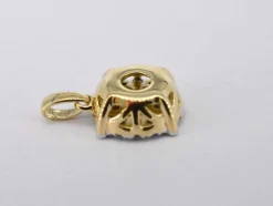 Pendentif en or jaune avec diamant taille brillant