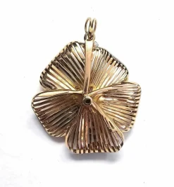 Pendentif en or jaune avec diamants