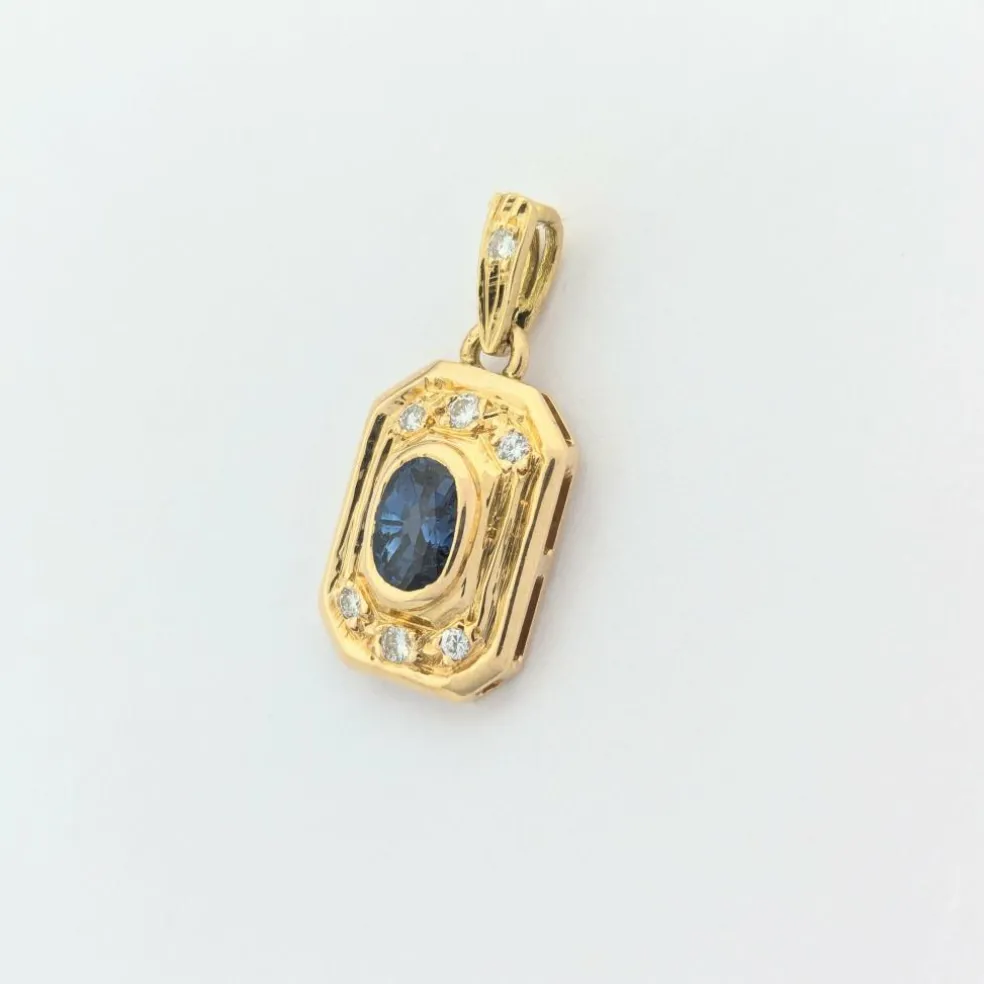 Pendentif en or jaune diamants et saphir