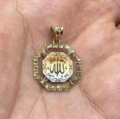 Pendentif en or jaune forme octogonale