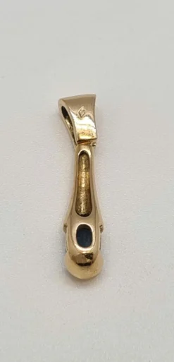 Pendentif en Or jaune saphirs, diamants naturels
