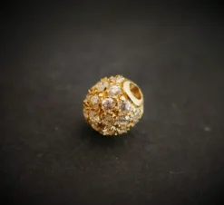 Pendentif et chaîne or jaune Pierres blanches