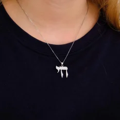 Pendentif HAI - LA VIE or blanc diamants