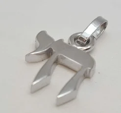 Pendentif Hai 