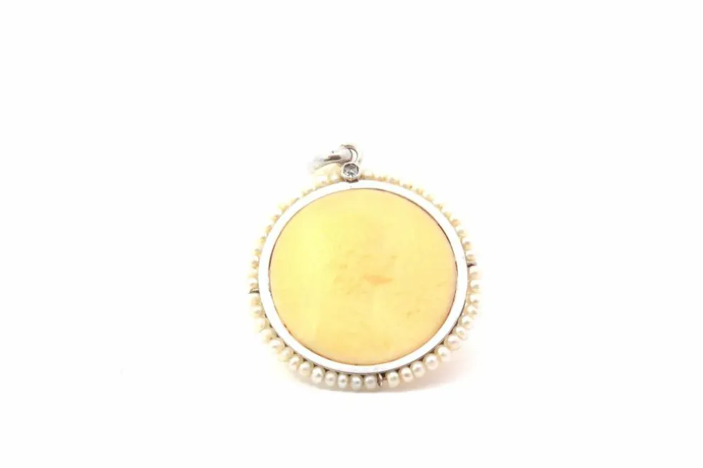 Pendentif médaille ancienne perles et diamant