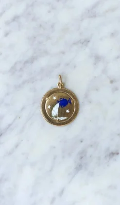 Pendentif médaille astrologique Verseau, or et émail